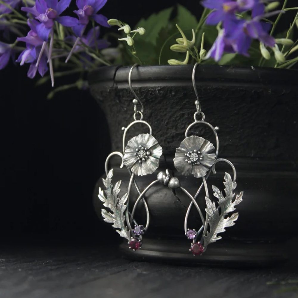 ✨🆕✨ BoHo Poppy Floral Botanical Rhodonite Amethyst Gemstone Earrings 🌻 ✨